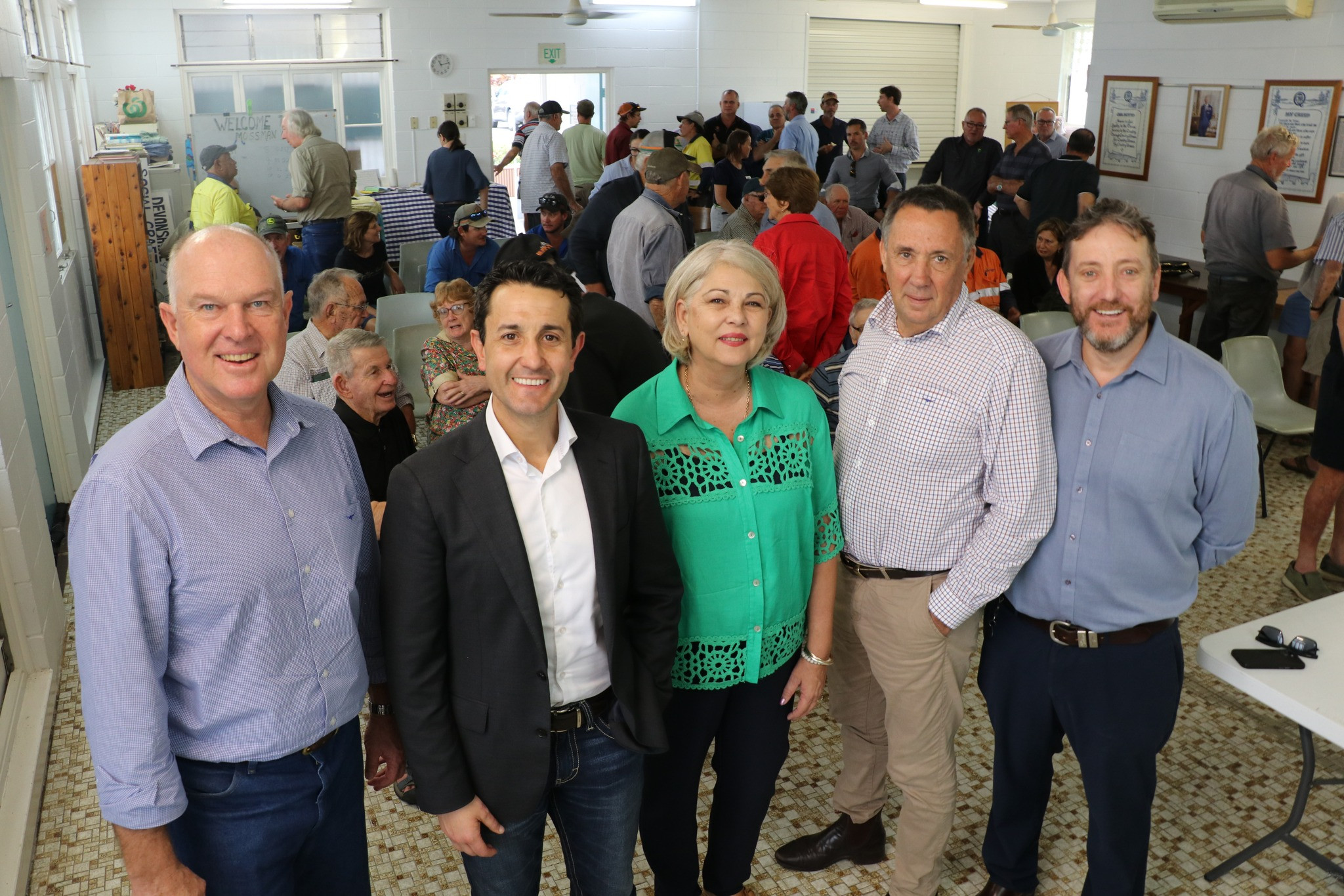 Queensland Agriculture Minister Trevor Perrett (left), Premier David Crisafulli, Douglas Shire Mayor Lisa Scomazzon, Cook MP David Kempton and Douglas Shire Council chief executive officer Scott Osman at the meeting with canegrowers in Mossman. Picture: Supplied