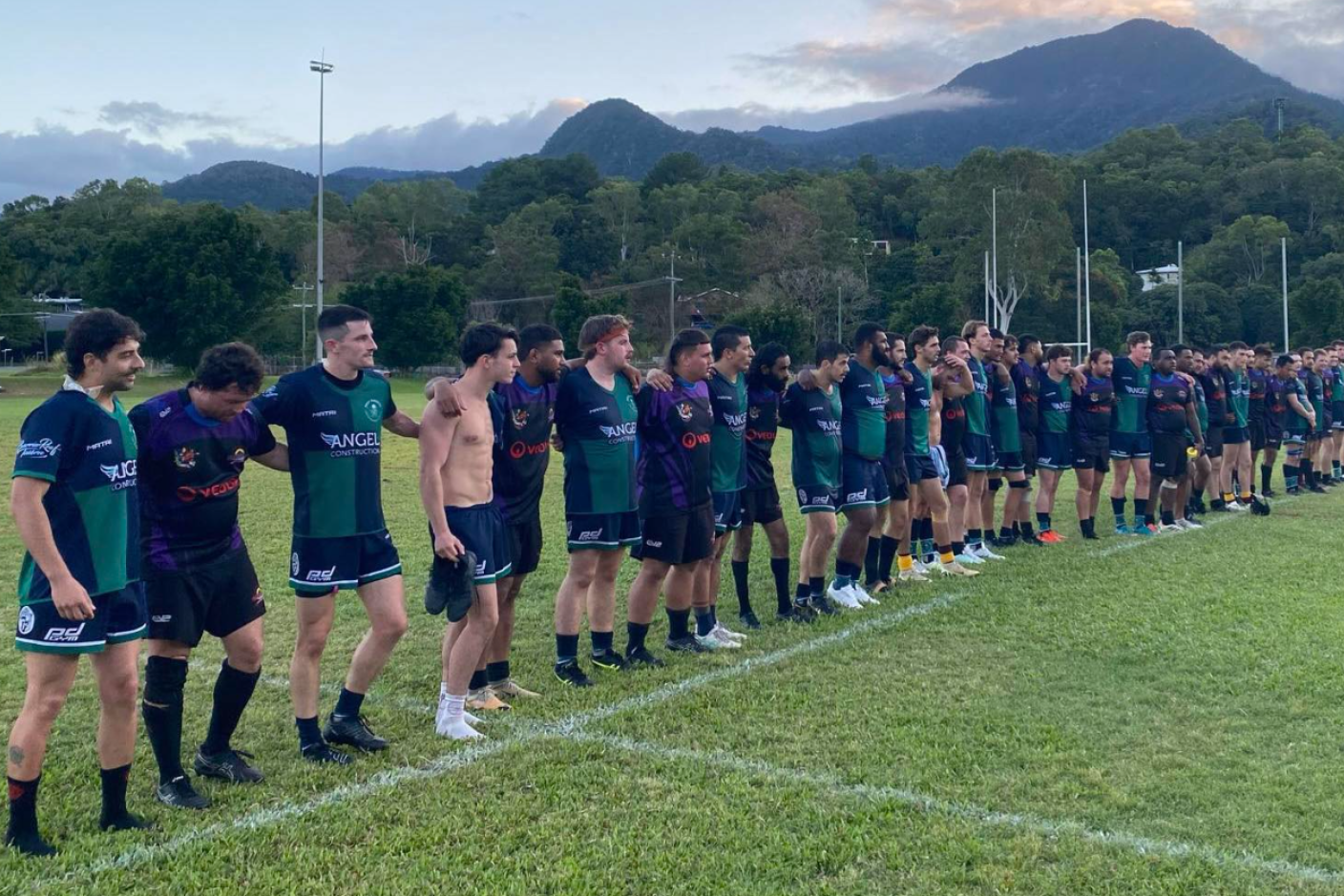 PORT Douglas Reef Raiders A grade team went down to the Southside Crusaders 32-18 last weekend while the reserves were also beaten by the Crusaders 24-21.