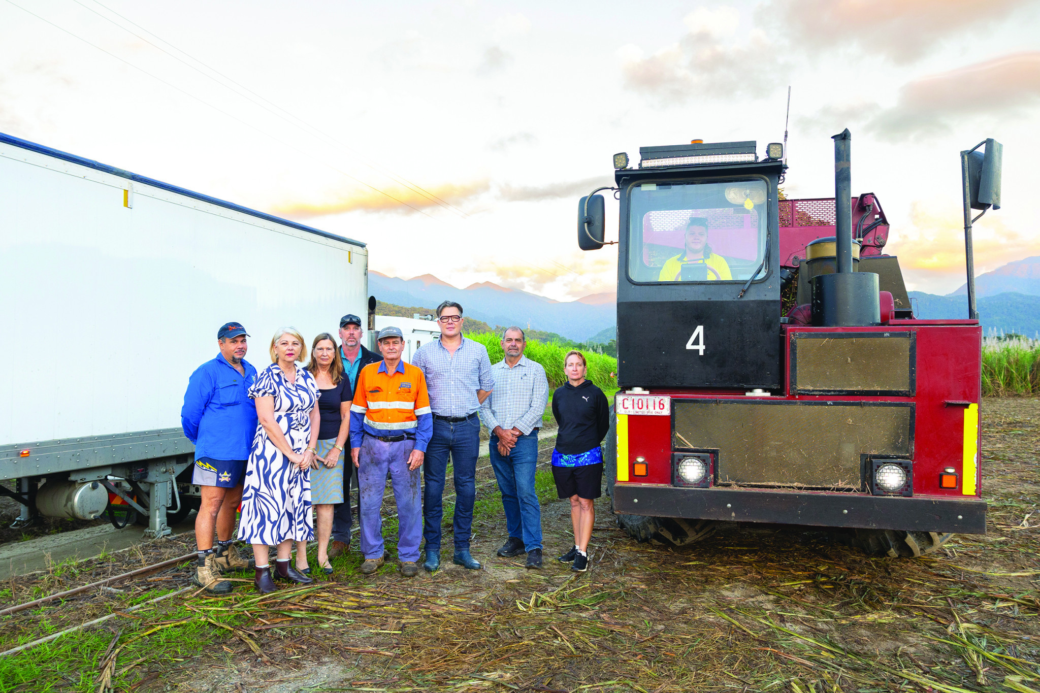 Cane grower Gerard Puglisi, Douglas Shire Council Mayor Lisa Scomazzon, Cane growers Carmel Raldini, Matthew Watson, Joe Raldini, Cr Michael Rees, Deputy Mayor Cr Roy Zammataro and Cr Abigail Noli and bin hauler Nathan Wynne. Picture: Douglas Shire Council