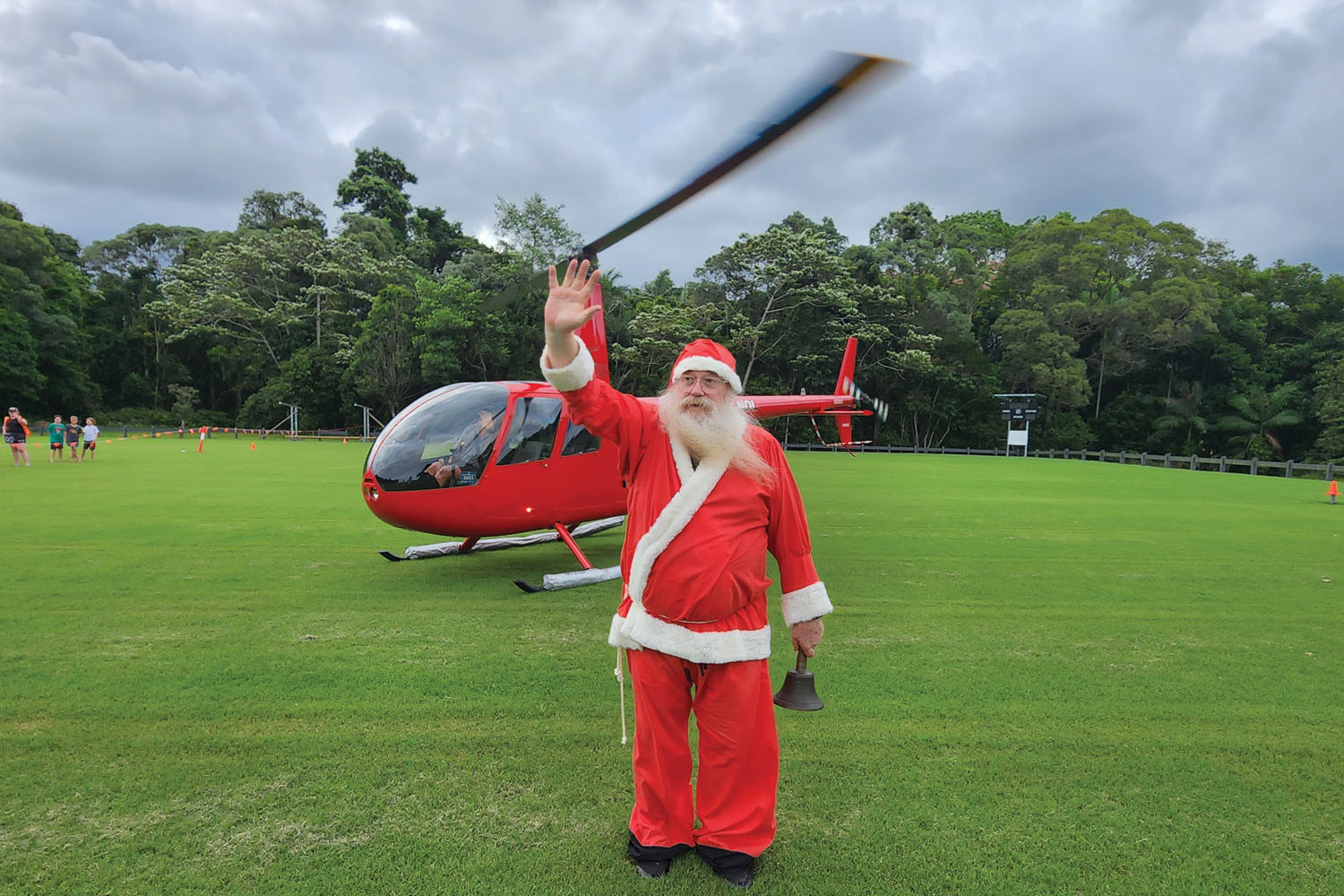 Santa lands at Mossman Show Grounds. Pictures: Gary &lsquo;Gazza&rsquo; McIlroy