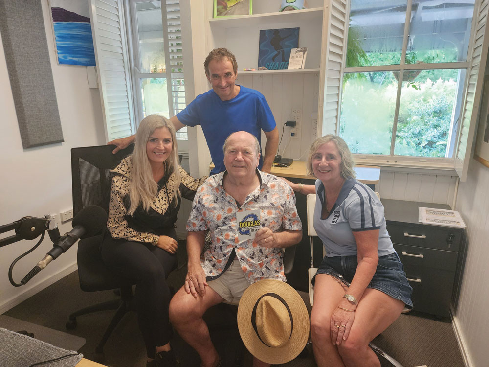 Gazza with Angela Whittaker and Andrea Cameron of the Clink Theatre and muso Glenn Shorrock.